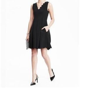 Banana Republic Mini Scalloped Black Dress NWT 0P